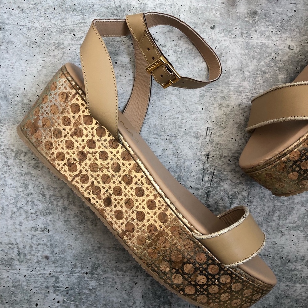 New Kaanas Platform Cork Metallic Sandals - Picture 2 of 6